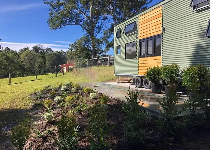 Gorgeous 2 Bedroom Tiny House Noosa Hinterland
